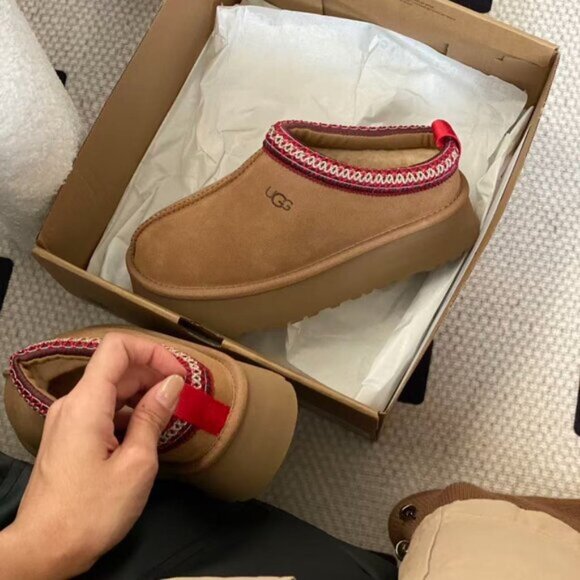 New UGG Tazz Chestnut Sandals Women Slipper - Picture 4 of 6